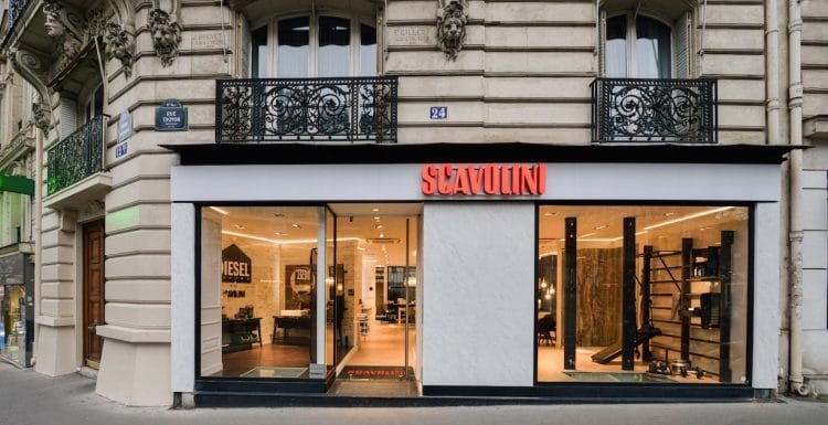 façade du magasin de salle de bains de Scavolini à Paris