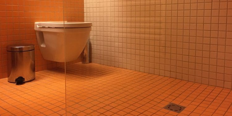 douche zero ressaut avec carrelage orange